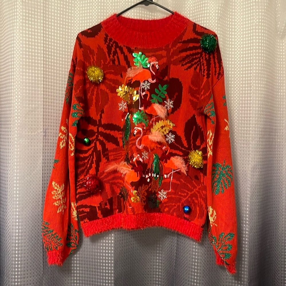 NEW CHRISTMAS SWEATER